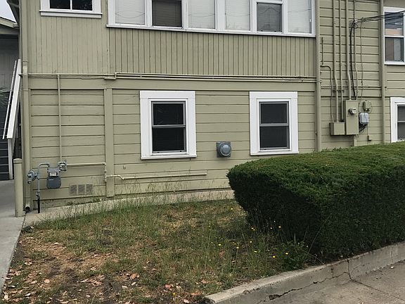 Unit D windows (2nd floor)