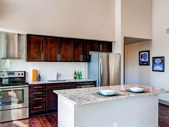 3rd image of 300 S Lafayette St #4323510