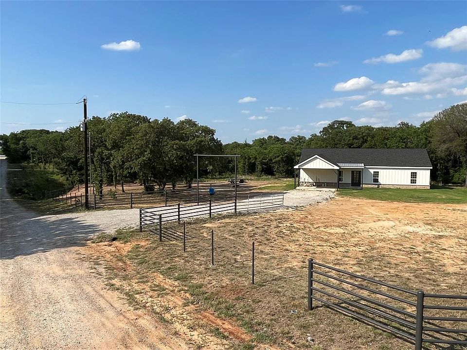 Beautiful country home on over 2 acres