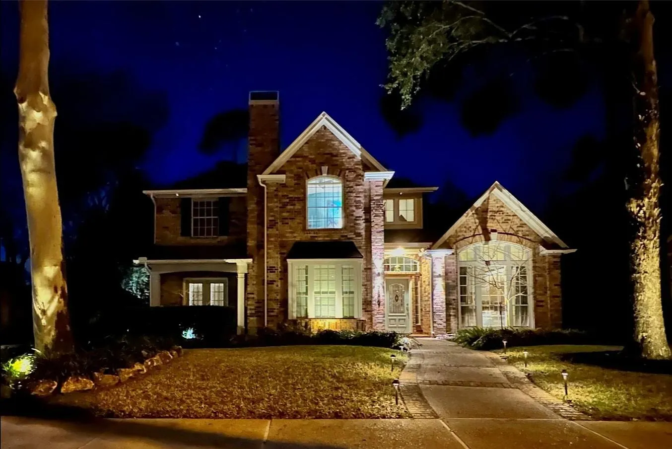 4 bed, 3.5 bath, 3106 sqft, $5,000 — Photo 1