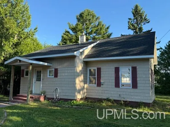 47280 Huron St, Atlantic Mine, MI 49905