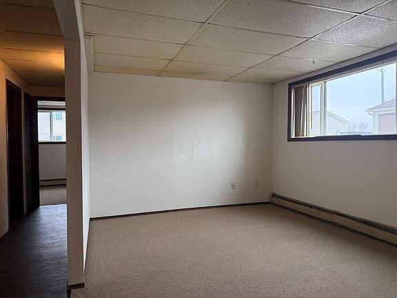 2nd image of 911 Western Rd APT 4