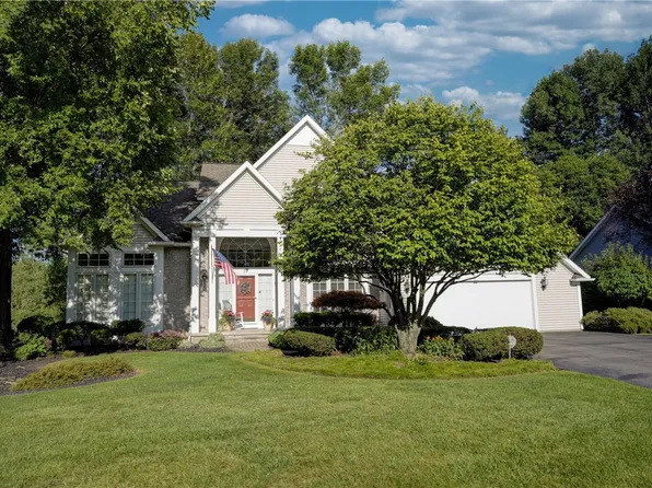 19 Pewter Rock, Webster, NY 14580