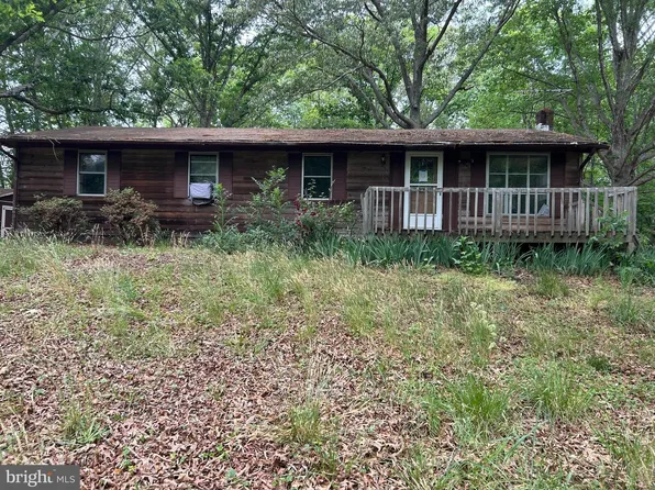 10057 Kings Hwy, Montross, VA 22520