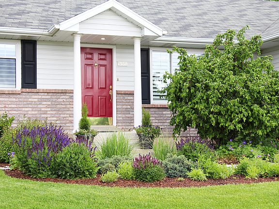 Welcoming Curb Appeal