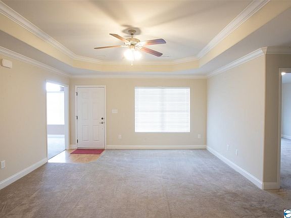 4th image of 69 Moore Farm Cir
