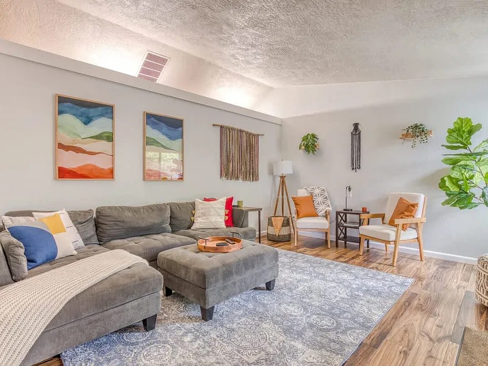 353 Brightwood Ct #ID1550276P