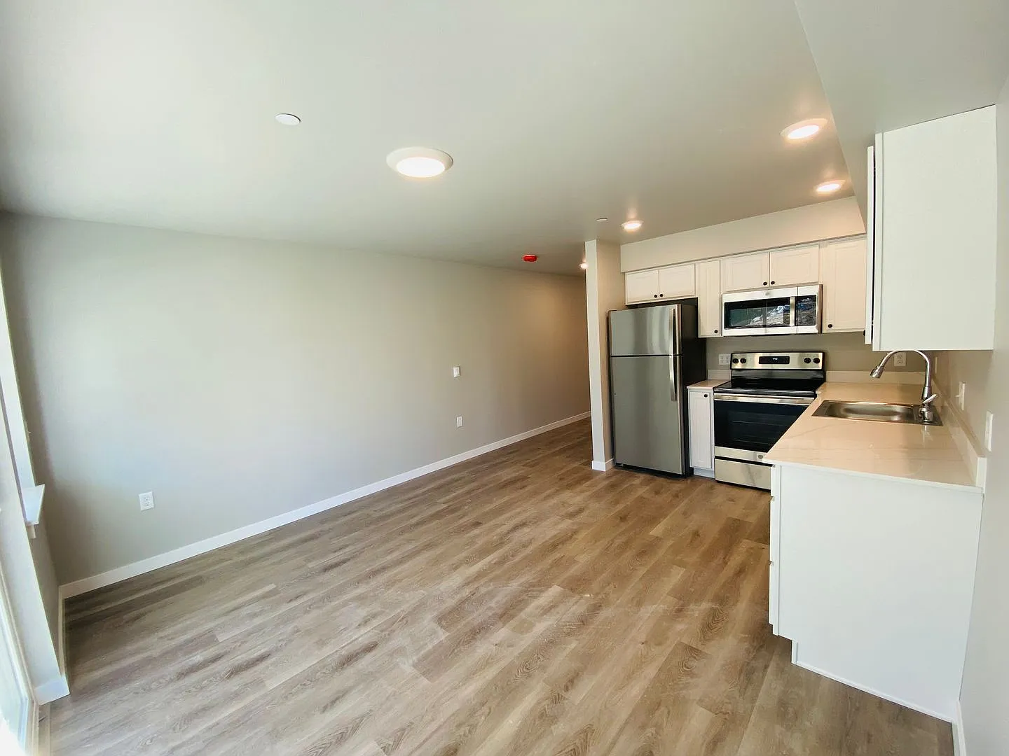 Newer Studio for Rent! — Photo 3