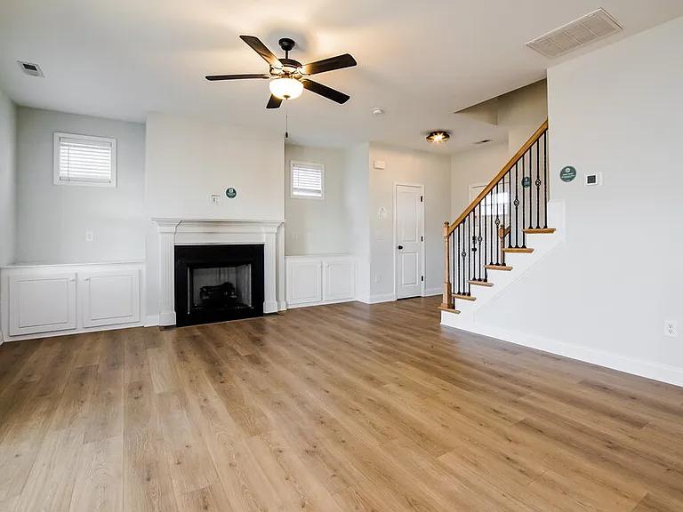 43 Patagonia Pl — Photo 5