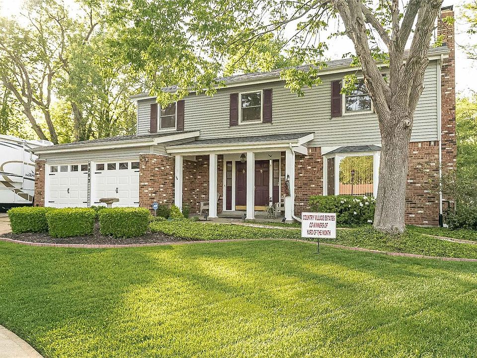 1st image of 6807 Coachlight Square Ct