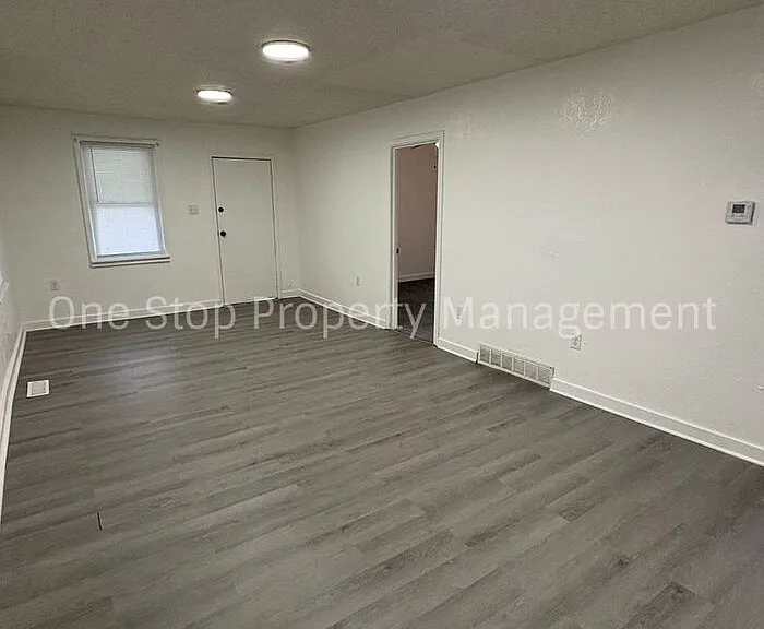 5711 Jackson Ave — Photo 5