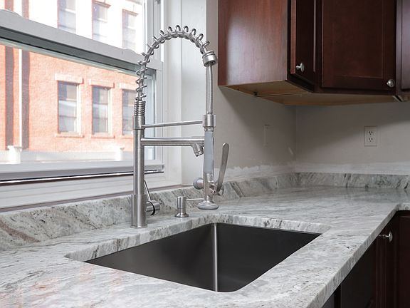5th image of 76 Meadow St #D