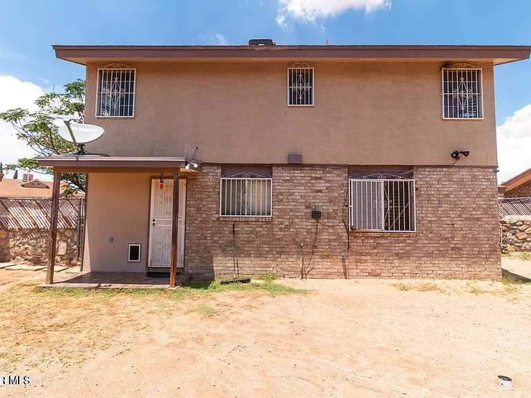 2220 Robert Wynn St — Photo 14