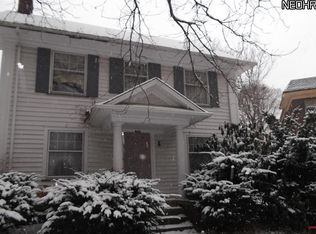 10505 Parkhurst Dr, Cleveland, OH 44111