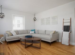 956 Thomas Ave, Saint Paul, MN 55104