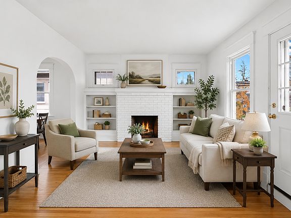 3rd image of 400 Taunton Pl Floor 2