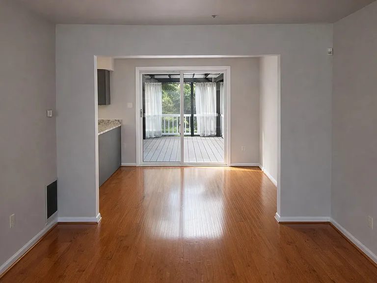1842 Ryderwood Ct — Photo 2