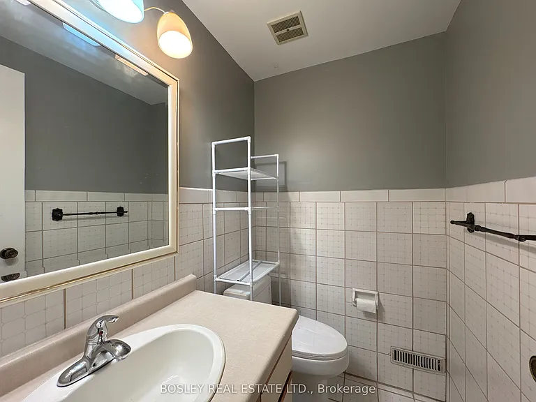 114 Lorne Ave — Photo 37