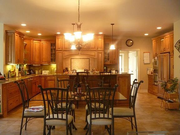 2nd image of 210 Golden Pheasant Dr