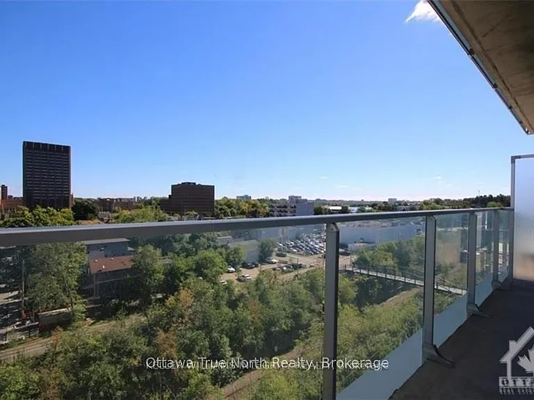 111 Champagne Ave S #908 — Photo 16