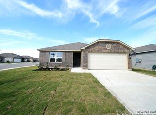 3328 Ridge Pl, Seguin, TX 78155
