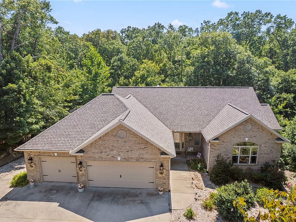 1st image of 48 Dornoch Ln
