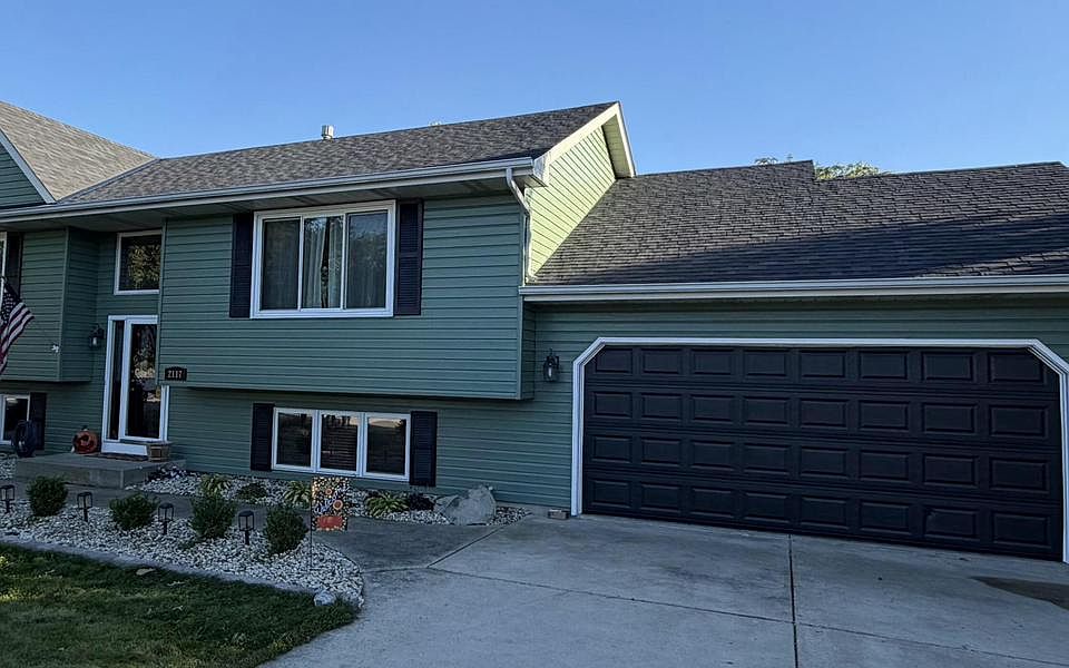 1st image of 2117 Newberry LANE