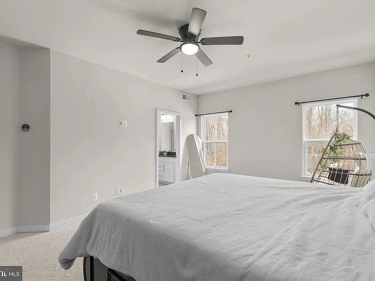 10706 Larkswood St — Photo 18