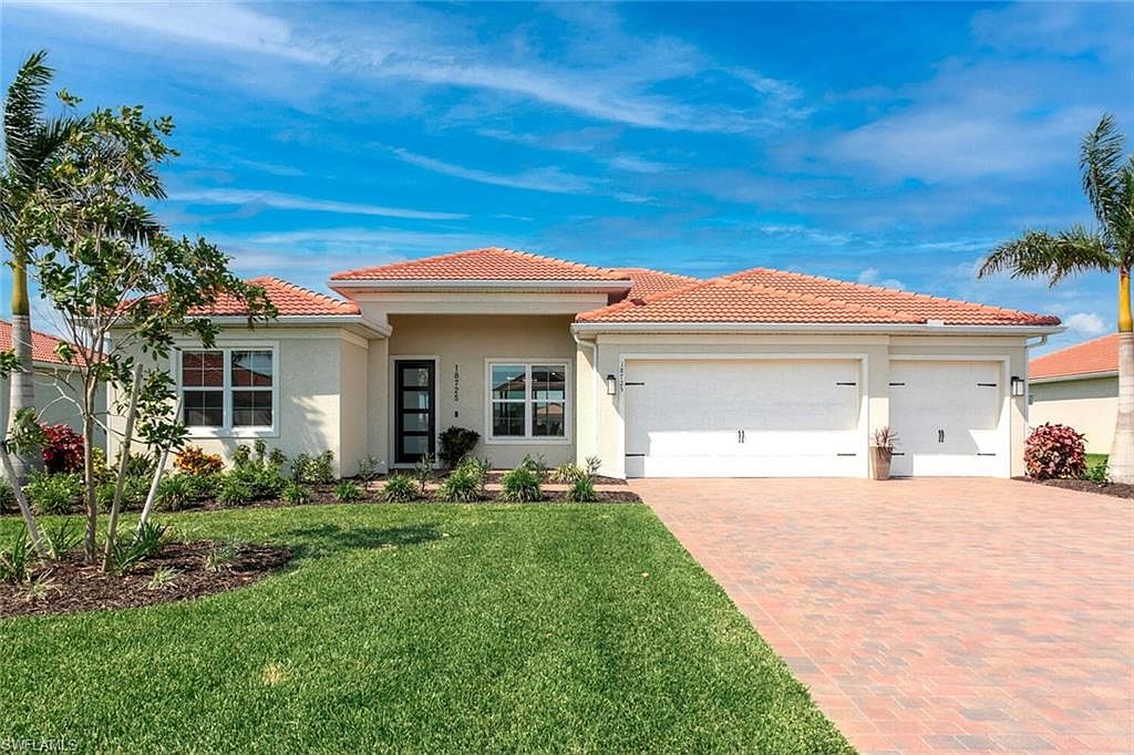 18725 Lake Hammock DR, Naples, FL 34114 | Zillow