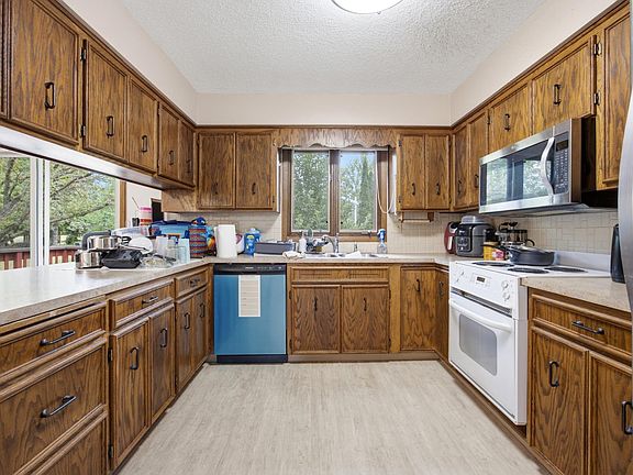 5th image of 306 37th Ave S