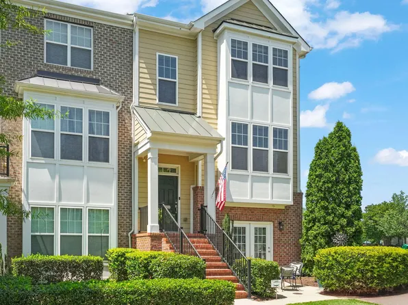 9141 Falkwood Rd, Raleigh, NC 27617