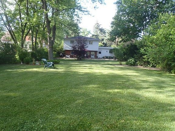 5th image of 1362 Greenwood Ave
