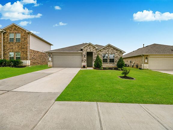 2nd image of 13973 Leigh Lake Ln