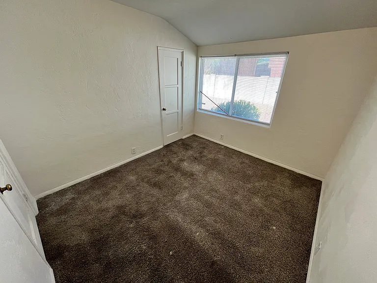 2220 E Grant Rd #A — Photo 21