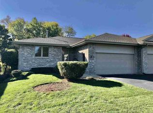 91 Rivers Edge Dr #31-A, Cherry Valley, IL 61016