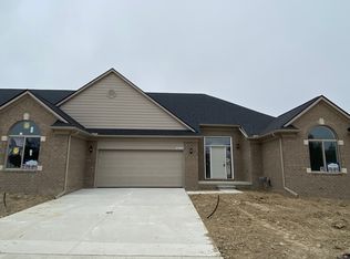42485 Stanford Way, Clinton Township, MI