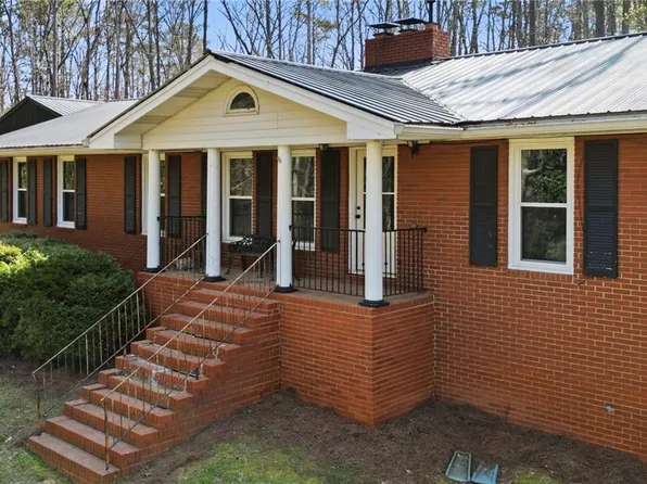 251 Fields Landing Dr, Canton, GA 30114