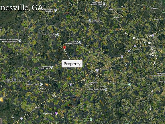 3rd image of 2122 Hunters Creek Rd