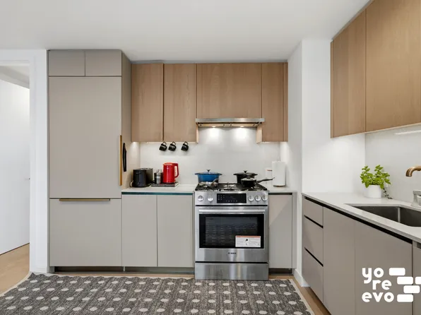 3 Court Square image 3 of 12