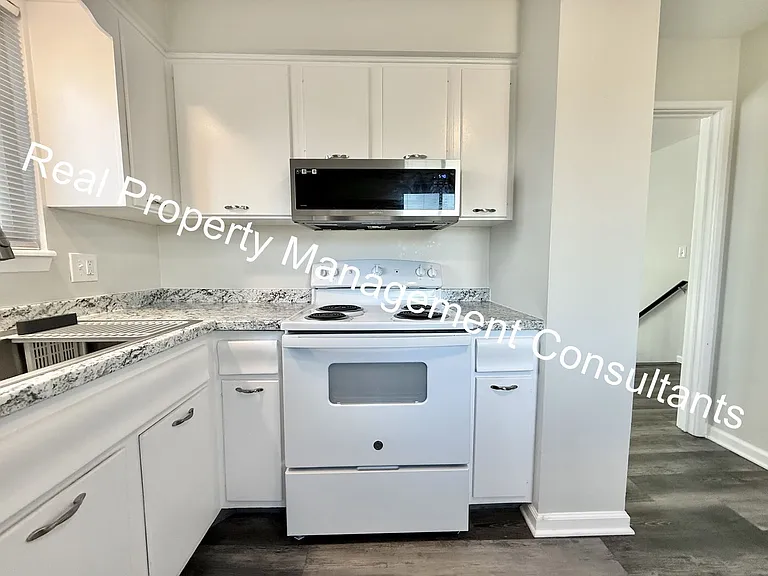 9333 Ballentine St — Photo 9