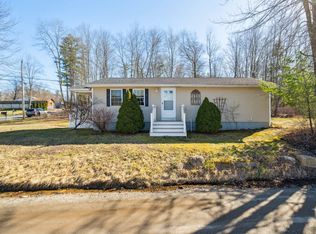 22 Carter Rd, Merrimack, NH 03054