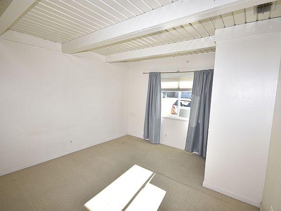 3rd image of 2305 Cottage Way