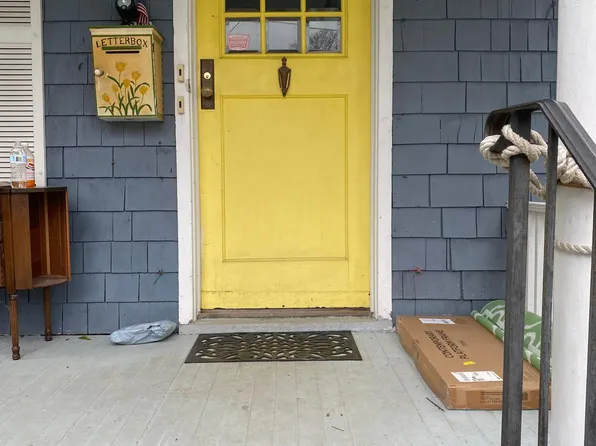 39 Paumanake Ave, Babylon, NY 11702