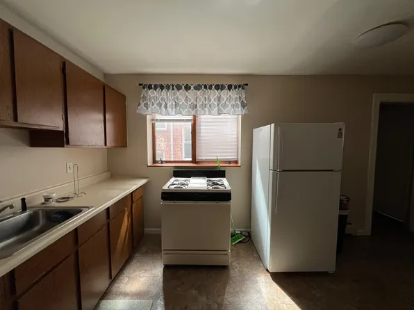 324 Avenue B #1E, Bayonne, NJ 07002