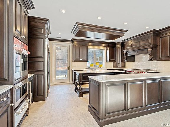 5th image of 89 Mill River Road