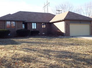 411 N Ellen St, Nixa, MO 65714