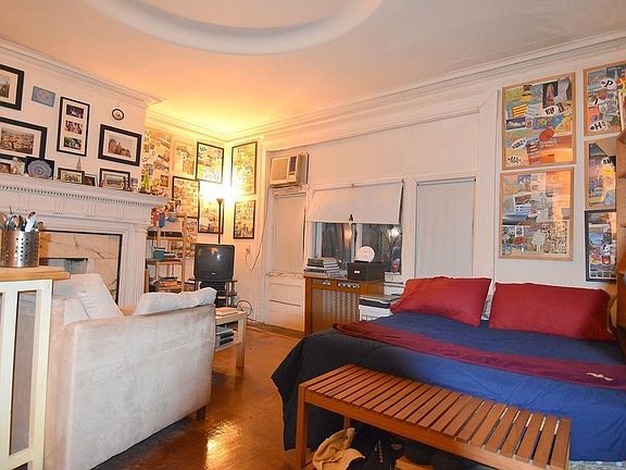 2nd image of 255 W 91st St APT 1C