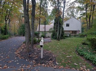 30 Corsham Dr, Medford, NJ 08055