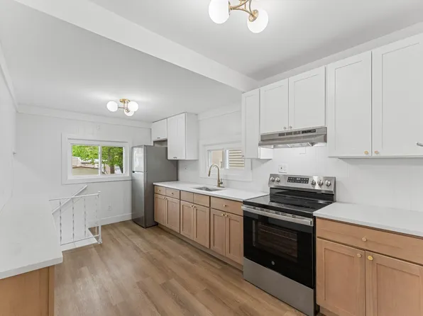 8534 Orchard Ave, Pennsauken, NJ 08109