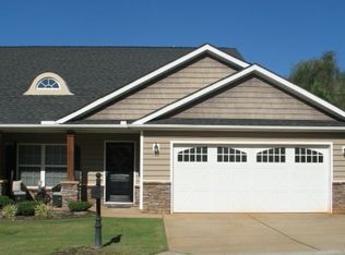 45 Hillsborough Dr, Anderson, SC 29621